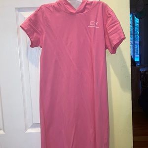 Vineyard Vines pink dress!! size Large in kids